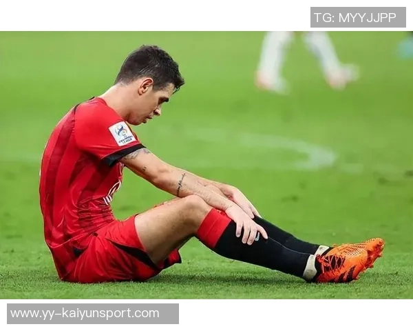 前外援奇塔迪尼今日重返海港俱乐部探望昔日教练和队友情谊依旧 前外援奇塔迪尼今日重返海港俱乐部探望昔日教练和队友情谊依旧