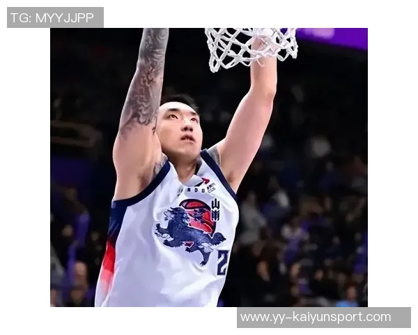 山东男篮热身赛惜败美国肯塔基传奇队陶汉林王岚嵚表现抢眼