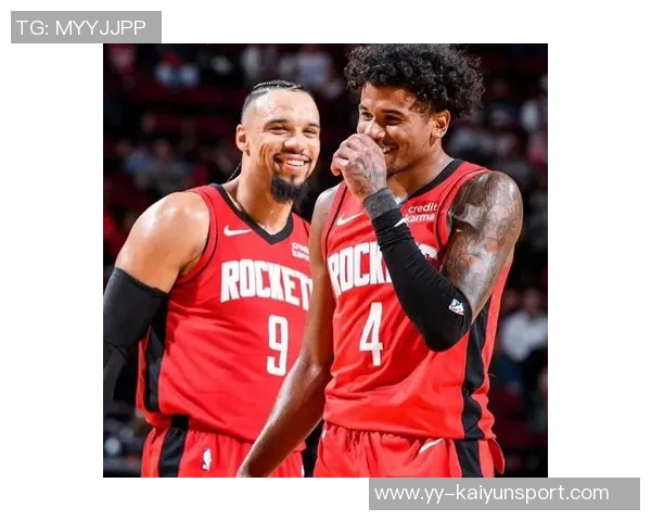 狄龙半场表现抢眼8中3加罚球6中6拿下13分但3犯令球队隐忧显现 狄龙半场表现抢眼8中3加罚球6中6拿下13分但3犯令球队隐忧显现