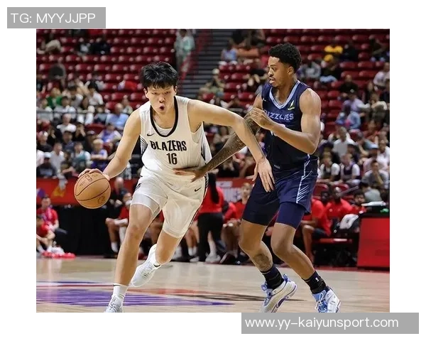 杨瀚森谈职业生涯选择：五分钟体验不如发展联盟三十分钟的实战锻炼